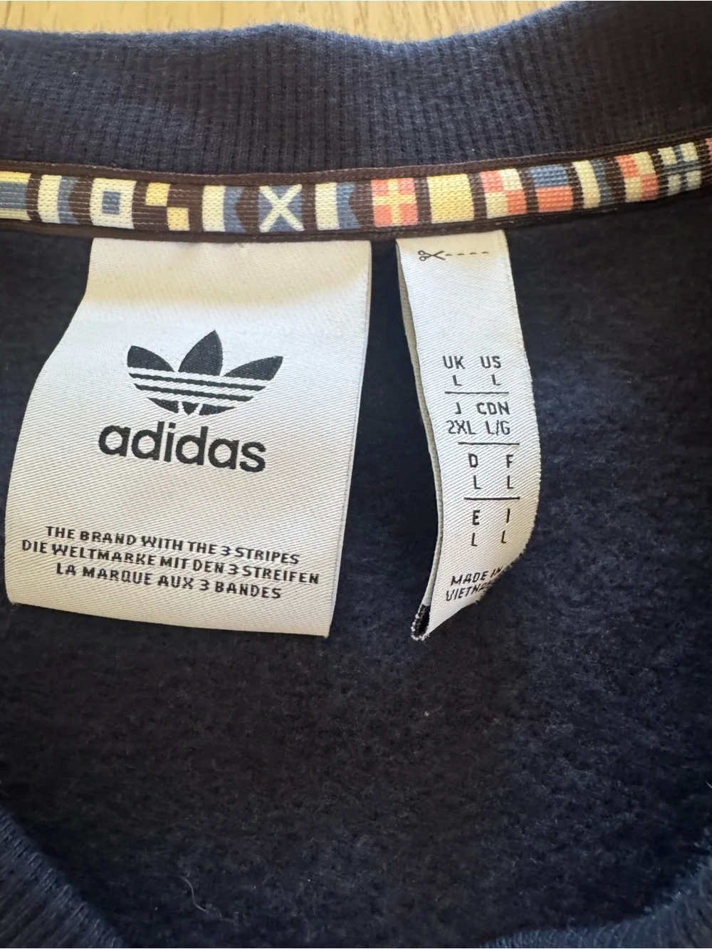 Adidas Originals Navy Blue & Gold V-Neck Embroidered Script Sweatshirt Large